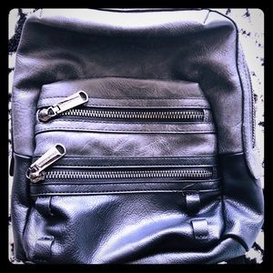 Steve Madden Midi backpack in Gray